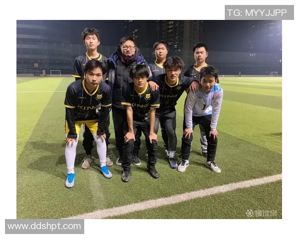 吉普赛足球明星的传奇人生与他们对足球的热爱与奉献 吉普赛足球明星的传奇人生与他们对足球的热爱与奉献